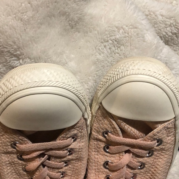 Converse - Picture 4 of 4